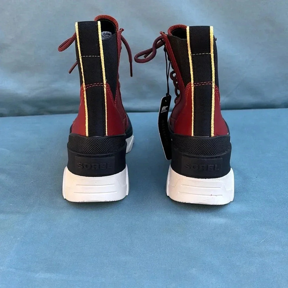 NWT SOREL Women's Brex Lug Sole Lace-Up Waterproof Boots WARP RED & BLACK Sz 5 - Picture 3 of 7